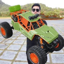 1/8 Remote Control Car 2.4G Alloy Climbing Car 4WD Off-road Vehicle For Kids 12 1/8 Remote Control Car 2.4G Alloy Climbing Car 4WD Off-road Vehicle For Kids -Children Toys Sale main 010